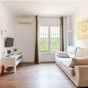 https://perla-lagunillas-malaga.1costadelsol.com